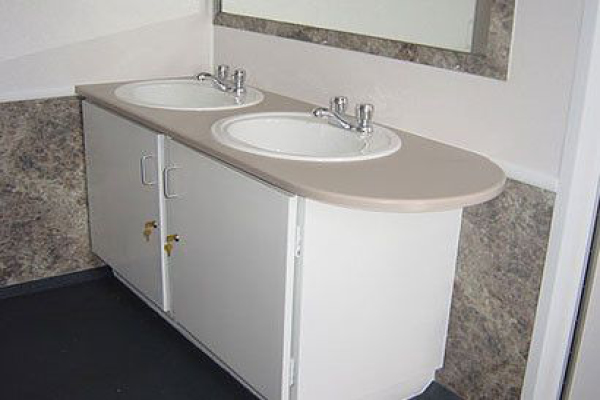restroom trailers for rent
