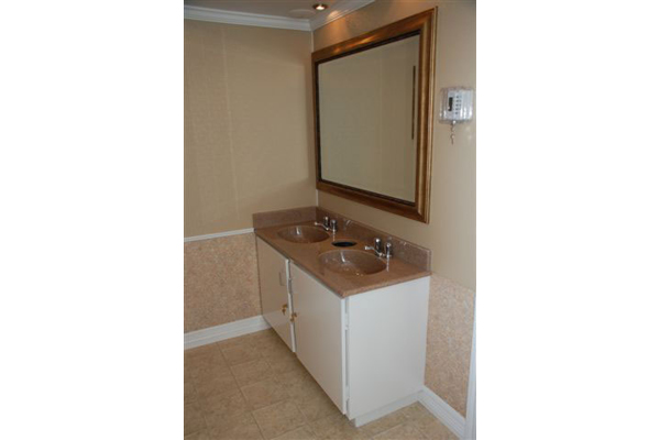 restroom rentals